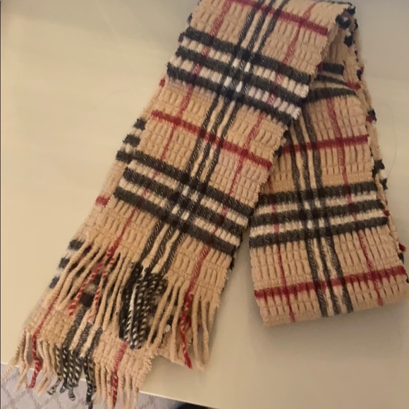 Burberry Winter scarf